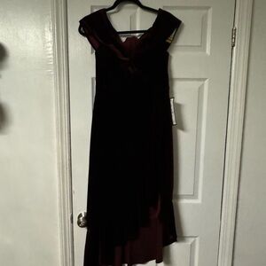 Burgundy new dress size 10